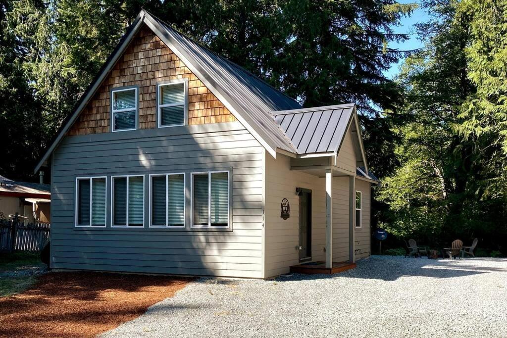 New Modern Cabin! 5Mi To Mt Rainier National Park! Hot Tub & Wifi Ashford Luaran gambar
