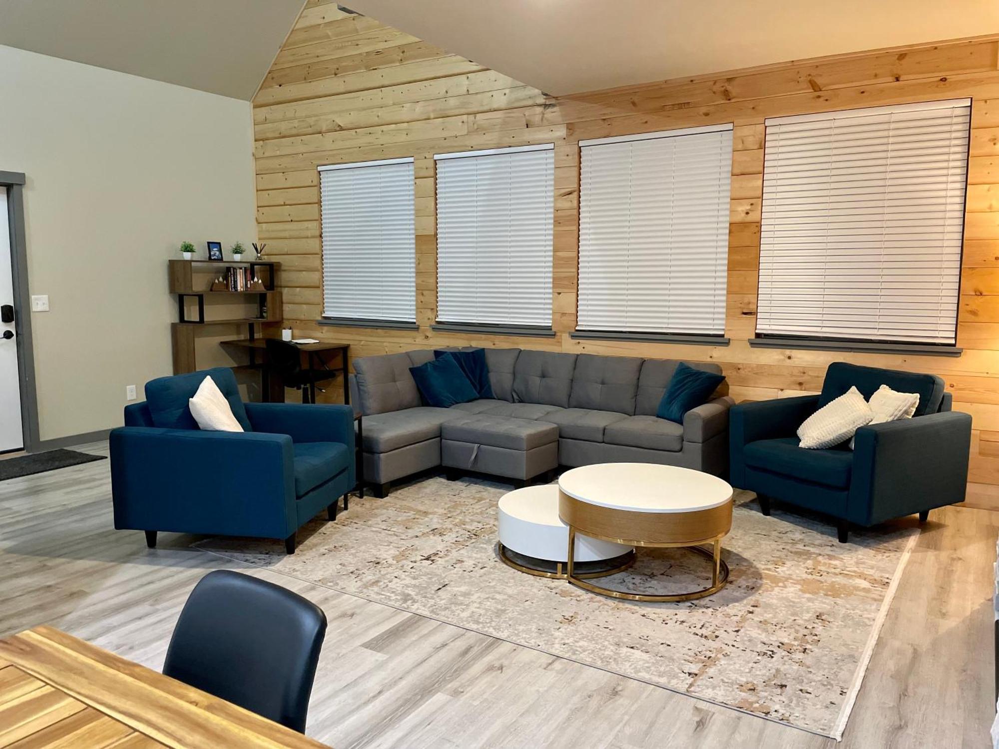 New Modern Cabin! 5Mi To Mt Rainier National Park! Hot Tub & Wifi Ashford Luaran gambar